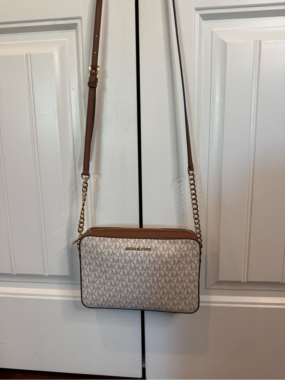 Michael Kors Cream/ Brown Logo Crossbody Bag